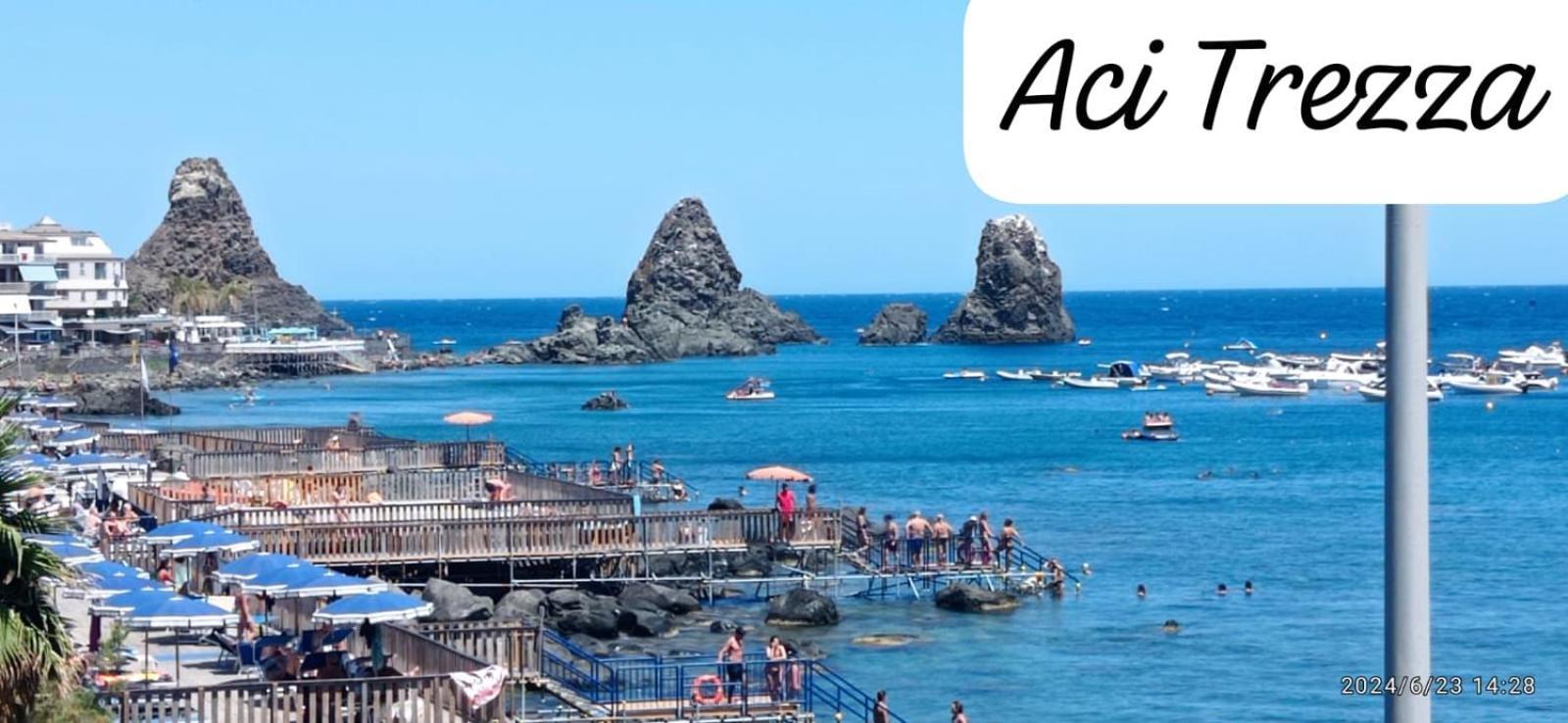 Casa Ultreia, Appartamento Aci Castello Luaran gambar